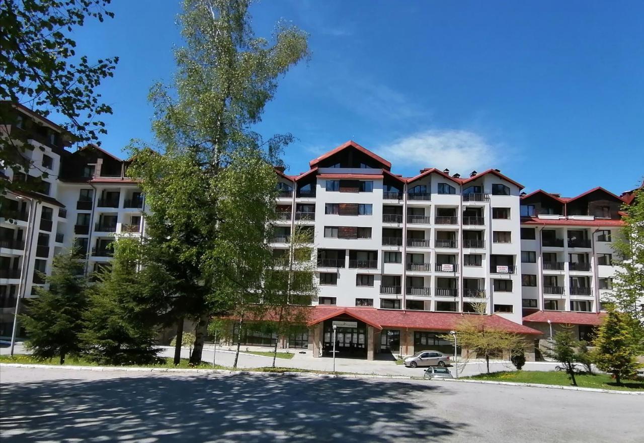 Апартаменты Petkovi Аpartments, Borovets Gardens Экстерьер фото