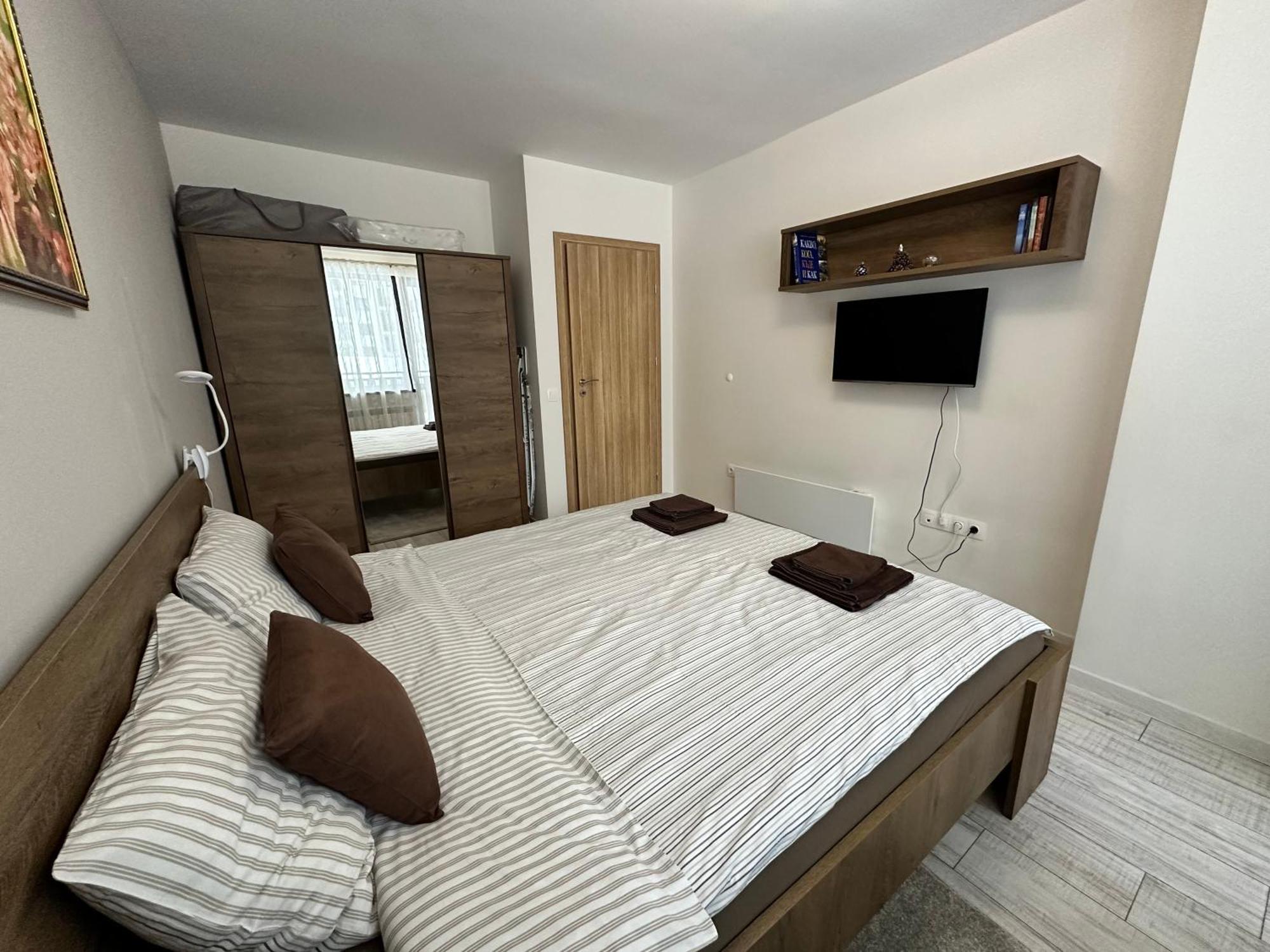 Апартаменты Petkovi Аpartments, Borovets Gardens Экстерьер фото