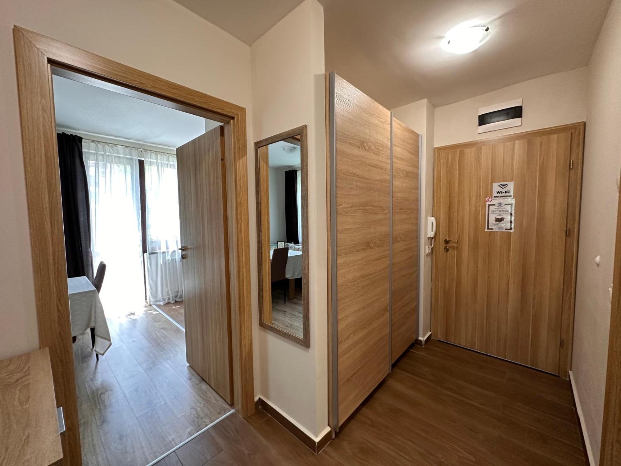 Апартаменты Petkovi Аpartments, Borovets Gardens Экстерьер фото